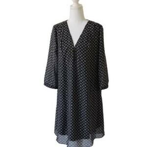 IZ Byer Women's Geometric print Black/White Zipper V-neck Dress - Size XL